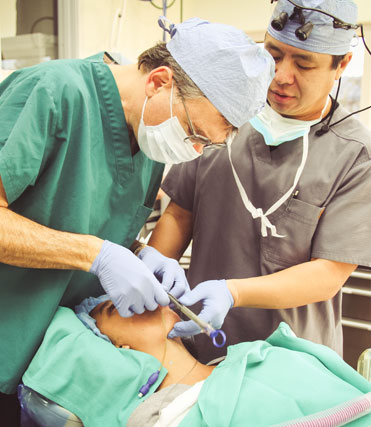 dr lee teaching assisting